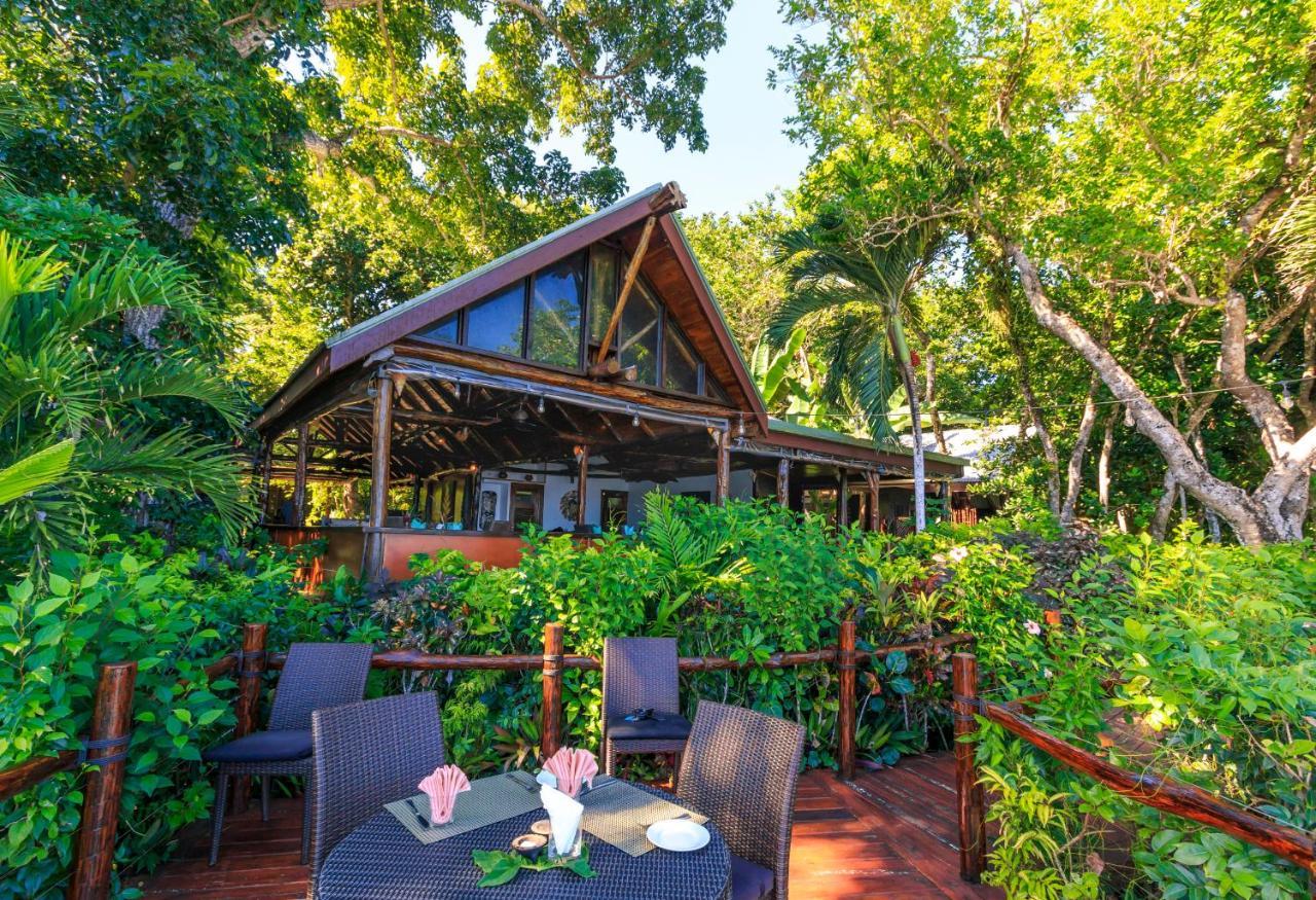 ซาวาซี ไอส์แลนด์ รีสอร์ต Hotel ซาวูซาวู ภายนอก รูปภาพ